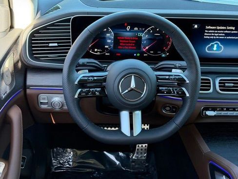 New 2026 Mercedes-Benz GLS 450 4MATIC image 21