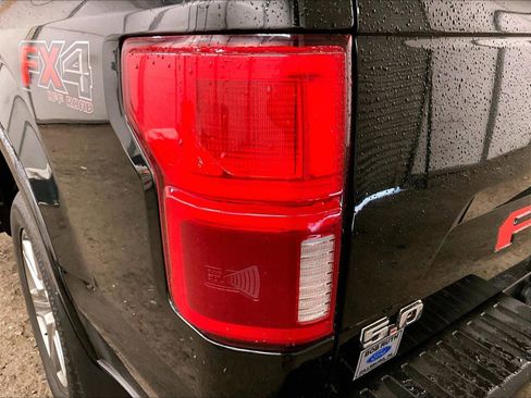 Used 2018 Ford F150 XLT w/ Equipment Group 302A Luxury AWD/4WD image 28