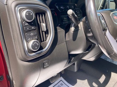 Used 2019 GMC Sierra 1500 SLE w/ SLE Value Package AWD/4WD image 17