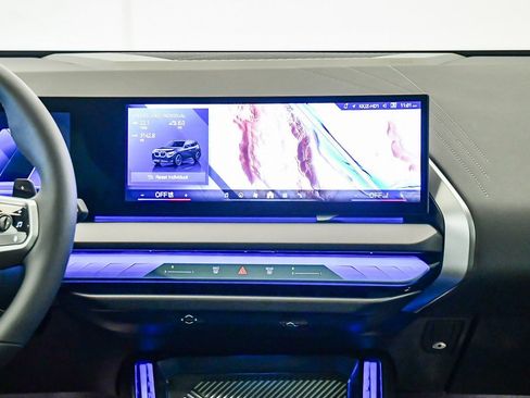 Used 2025 BMW X3 xDrive30i w/ M Sport Package image 14