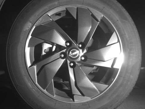 Used 2025 Nissan Rogue SV image 12