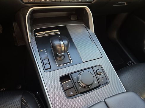 Used 2024 MAZDA CX-90 3.3 Turbo w/ Preferred Package image 22