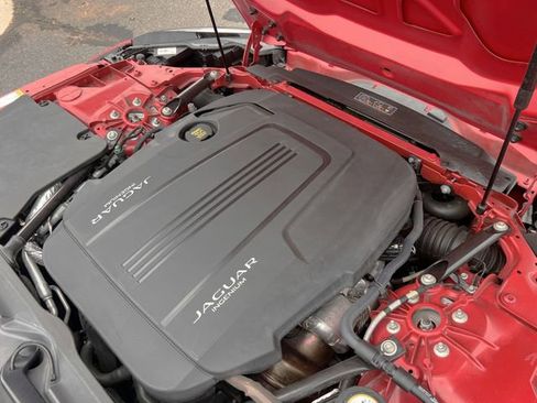 Used 2019 Jaguar F-TYPE Convertible RWD image 28