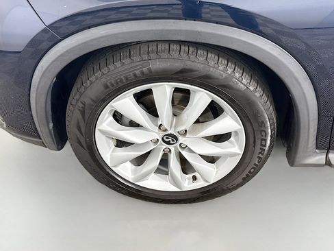 Used 2019 INFINITI QX50 Essential w/ Proactive Package image 38