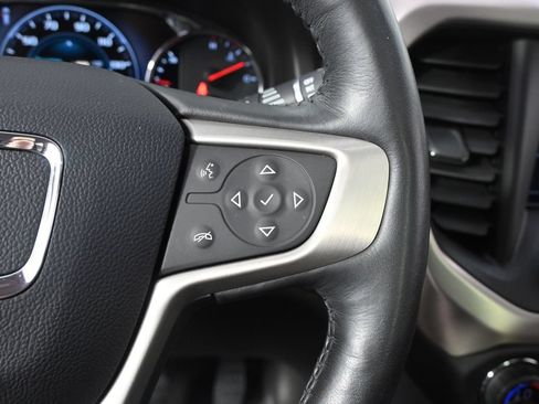 Used 2019 GMC Acadia Denali w/ Technology Package AWD/4WD image 34