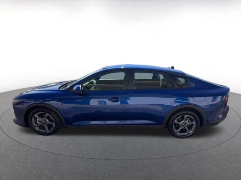 Used 2025 Kia K4 LXS image 9