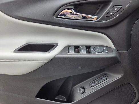 Used 2019 Chevrolet Equinox Premier image 34