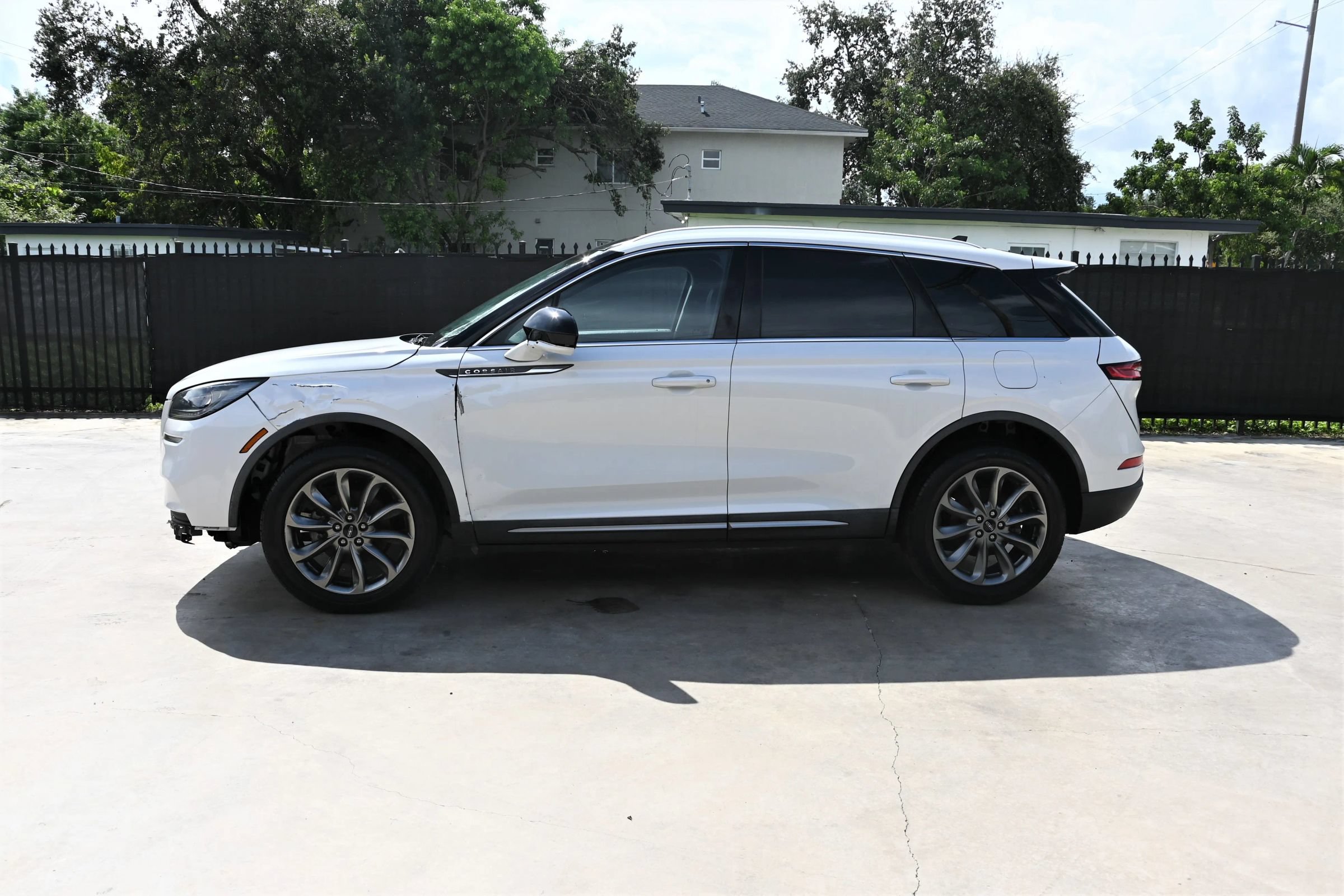 Used 2021 Lincoln Corsair FWD w/ Premium Package image 6