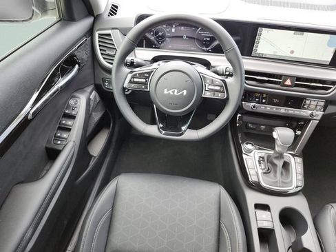New 2026 Kia Seltos SX w/ SX Sunroof Package AWD/4WD image 17