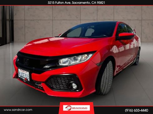 Used 2018 Honda Civic Sport image 1
