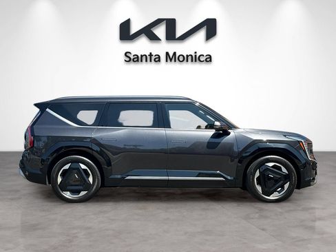 Certified 2024 Kia EV9 Land AWD/4WD image 8
