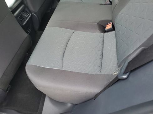 Used 2025 Toyota RAV4 XLE AWD/4WD image 27