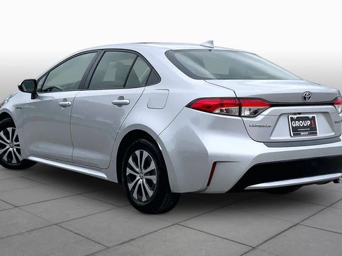 Used 2021 Toyota Corolla LE FWD image 12