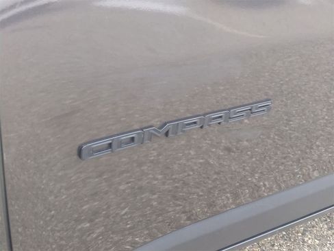 Certified 2019 Jeep Compass Altitude image 13