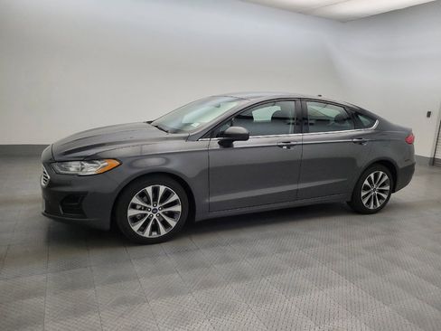 Used 2020 Ford Fusion SE AWD/4WD image 2