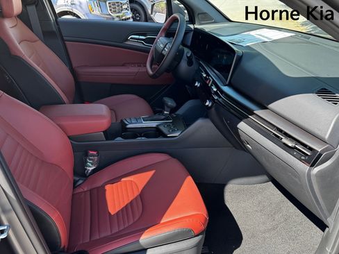 New 2026 Kia Sportage SX image 18