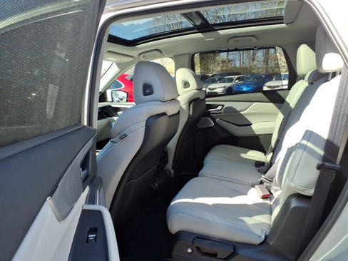 Certified 2026 Acura MDX SH-AWD w/ Technology Package image 18