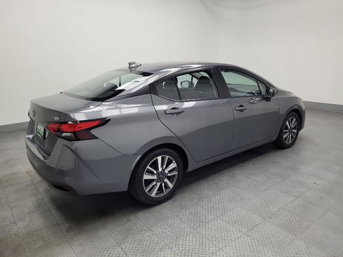 Used 2023 Nissan Versa SV image 10