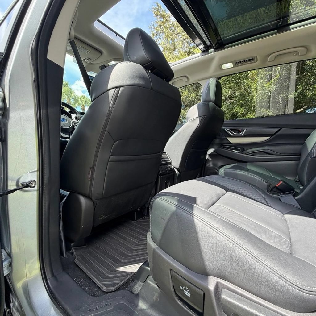 Used 2022 Subaru Ascent Limited w/ Technology Package AWD/4WD image 12