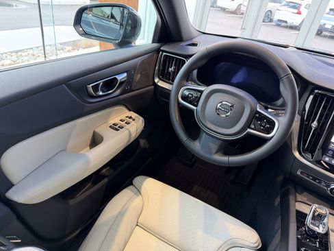 New 2026 Volvo V60 B5 Cross Country Ultra w/ Protection Package Premier image 20