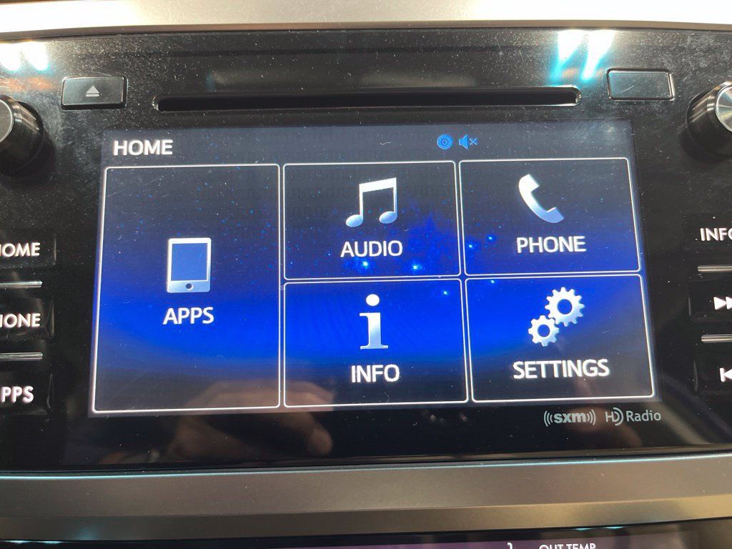 Used 2017 Subaru Legacy 2.5i Premium AWD/4WD image 21