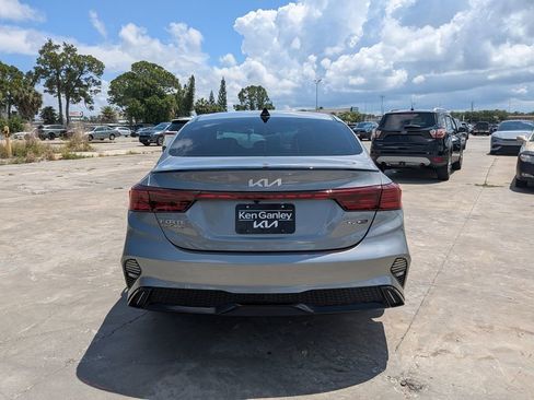 Certified 2023 Kia Forte GT-Line w/ GT-Line Technology Package FWD image 7