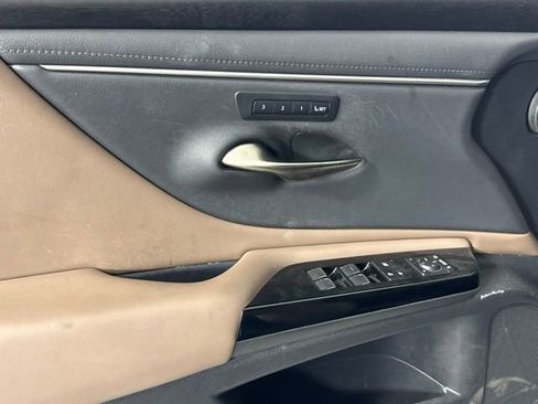 Used 2023 Lexus ES 300h 300h image 14