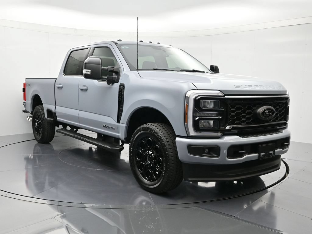 New 2026 Ford F250 Lariat w/ Black Appearance Package AWD/4WD image 3