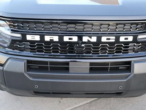 New 2026 Ford Bronco Sport Outer Banks w/ Outer Banks Tech Package+ AWD/4WD image 31