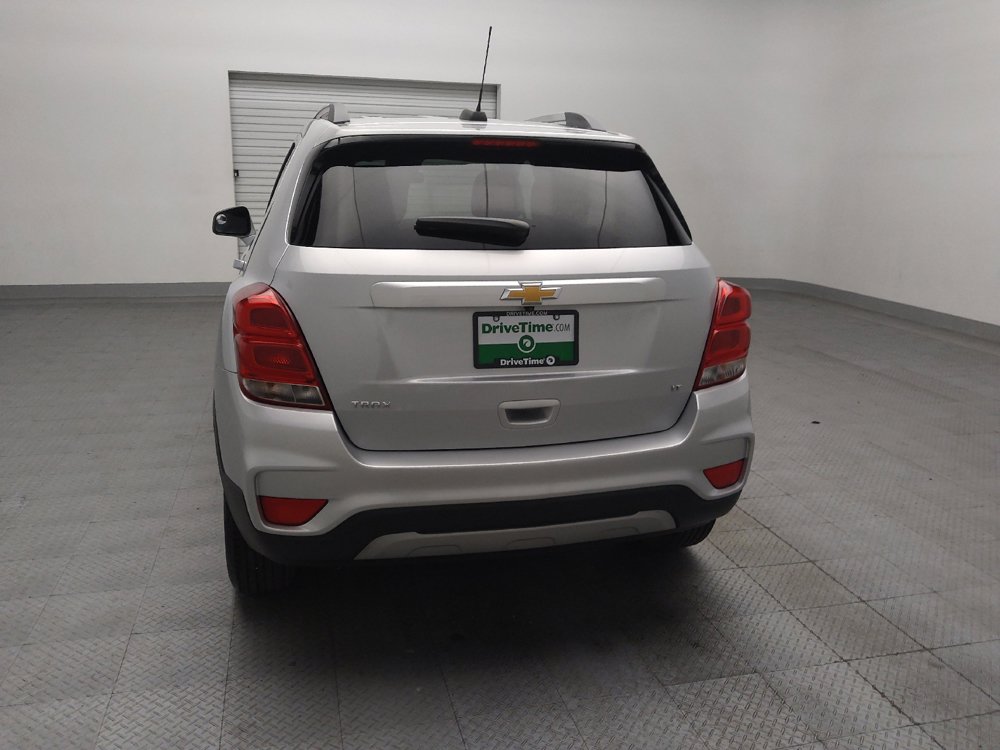 Used 2020 Chevrolet Trax LT w/ LT Convenience Package FWD image 6