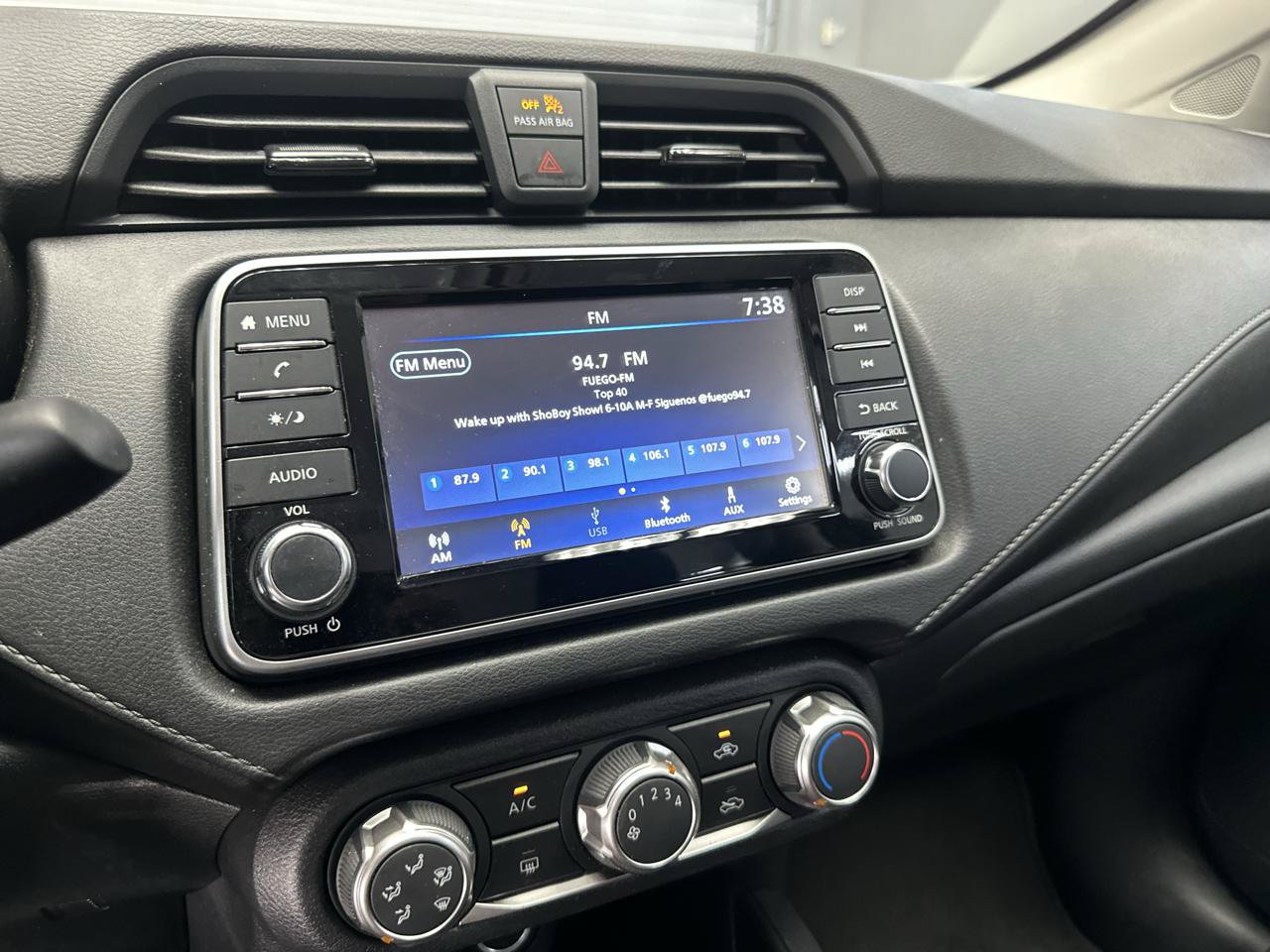 Used 2025 Nissan Versa S w/ Trunk Package FWD image 19
