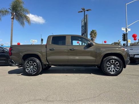 Used 2023 Chevrolet Colorado W/T image 36