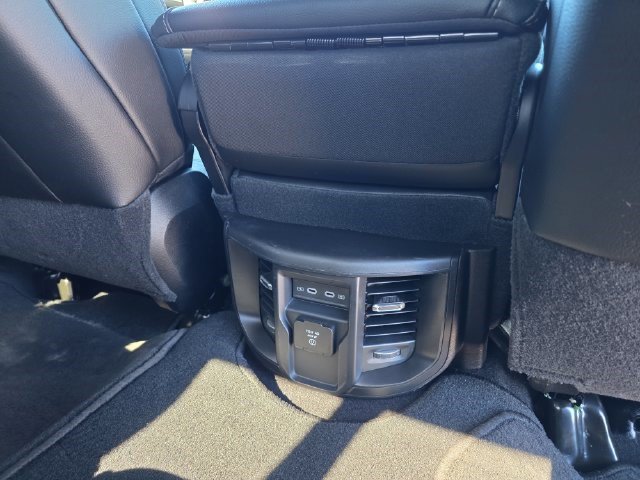Used 2026 RAM 2500 Laramie AWD/4WD image 14