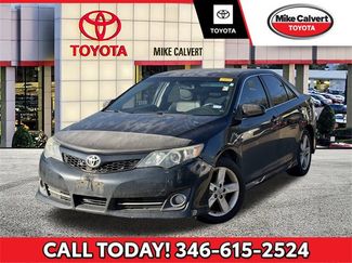 Used 2012 Toyota Camry SE video 1