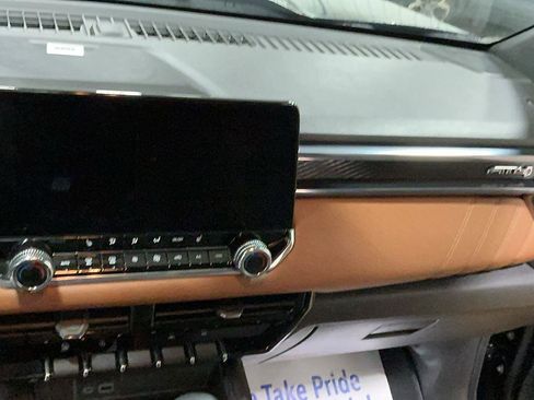 Used 2024 GMC Canyon AT4 w/ Canyon Safety Plus Package image 17