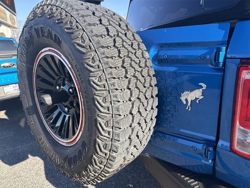 Used 2025 Ford Bronco Big Bend w/ Black Diamond Package image 18