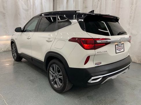 Used 2023 Kia Seltos S AWD/4WD image 5