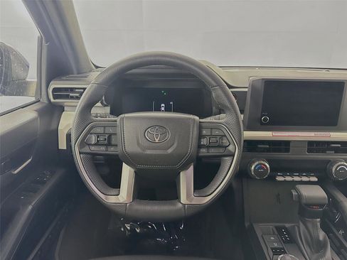 Used 2024 Toyota Tacoma TRD Off-Road image 34