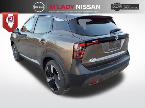New 2026 Nissan Kicks SR image 5