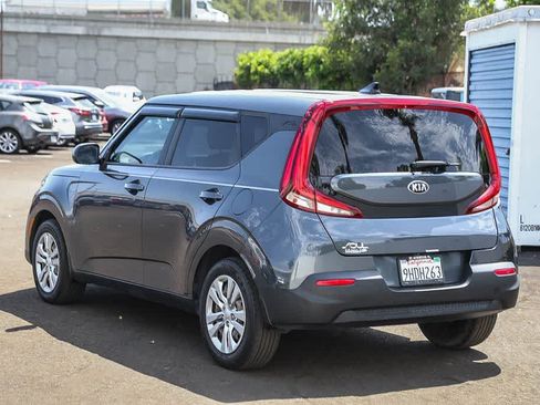Used 2021 Kia Soul LX FWD image 6