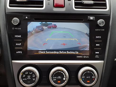 Used 2017 Subaru Crosstrek 2.0i Limited image 4