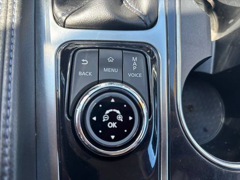 Used 2018 Nissan Maxima SR w/ Midnight Edition FWD image 29