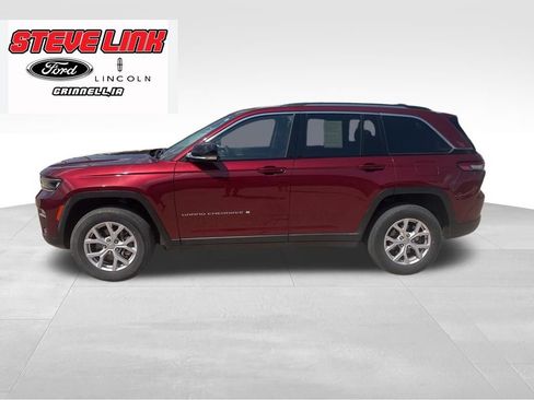 Used 2022 Jeep Grand Cherokee Limited image 1