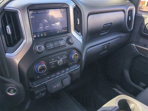 Used 2021 Chevrolet Silverado 1500 RST image 13