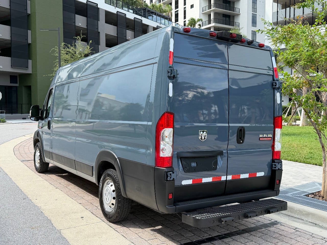 Used 2021 RAM ProMaster 3500 FWD image 4