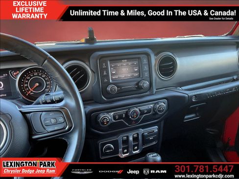 Used 2019 Jeep Wrangler Sport AWD/4WD image 9