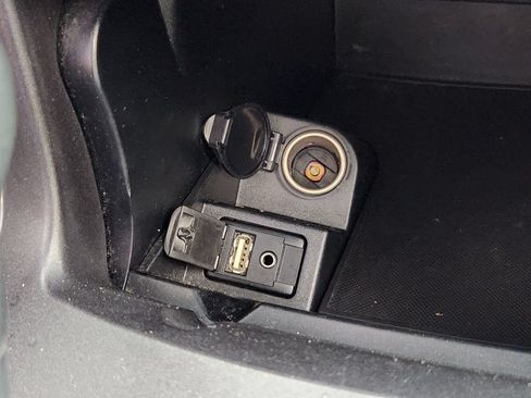 Used 2015 Toyota Camry SE w/ Protection Package FWD image 26