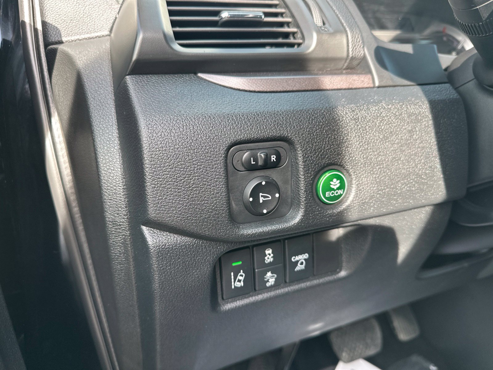 Used 2021 Honda Ridgeline Sport image 17