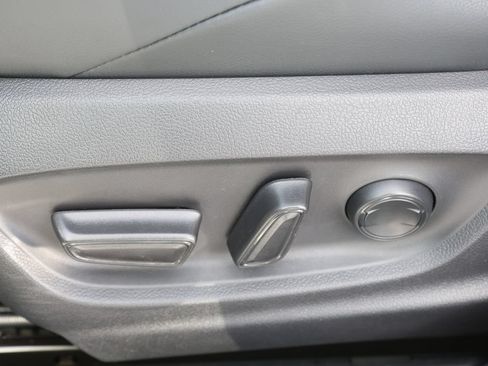 Used 2025 Toyota Corolla XSE FWD image 14