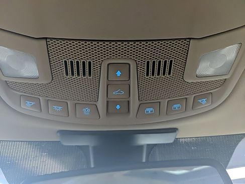 Used 2017 Ford F150 Lariat w/ Equipment Group 502A Luxury image 31